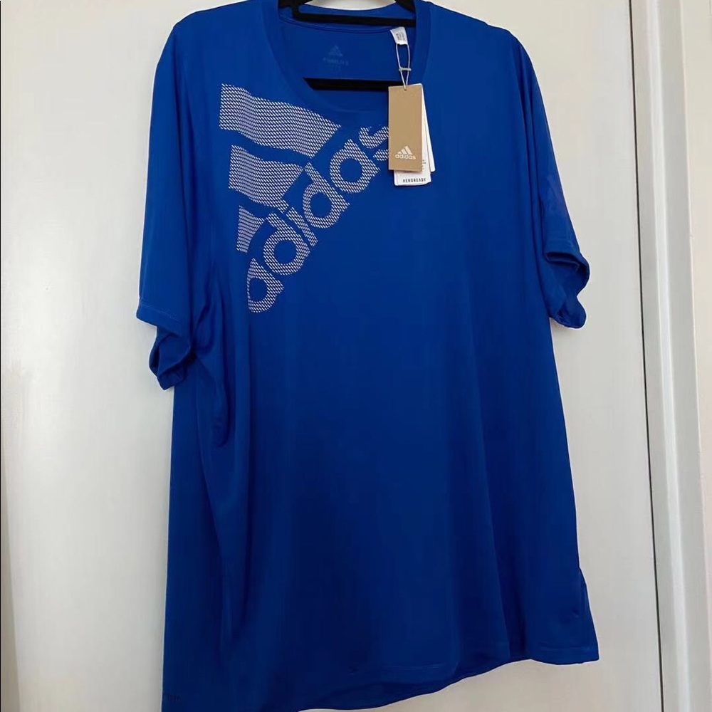 Freelift Badge of Sports Graphic Tee Size 2XL